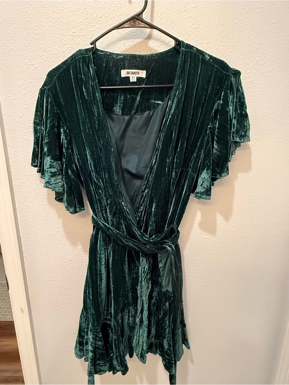 Dress Subcategory Identification